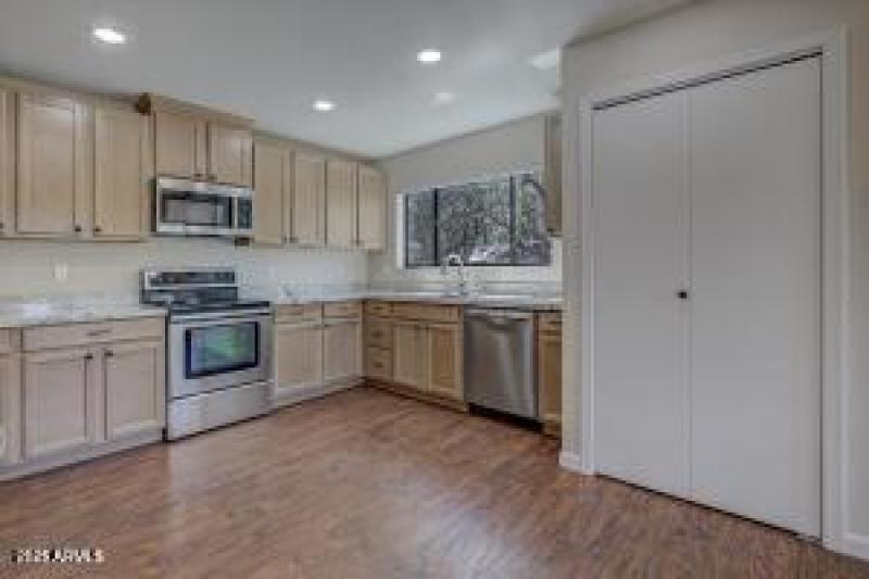 20250411173655070854000000