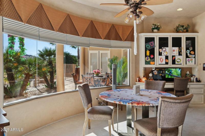 19-web-or-mls-16625-e-last-trail-dr