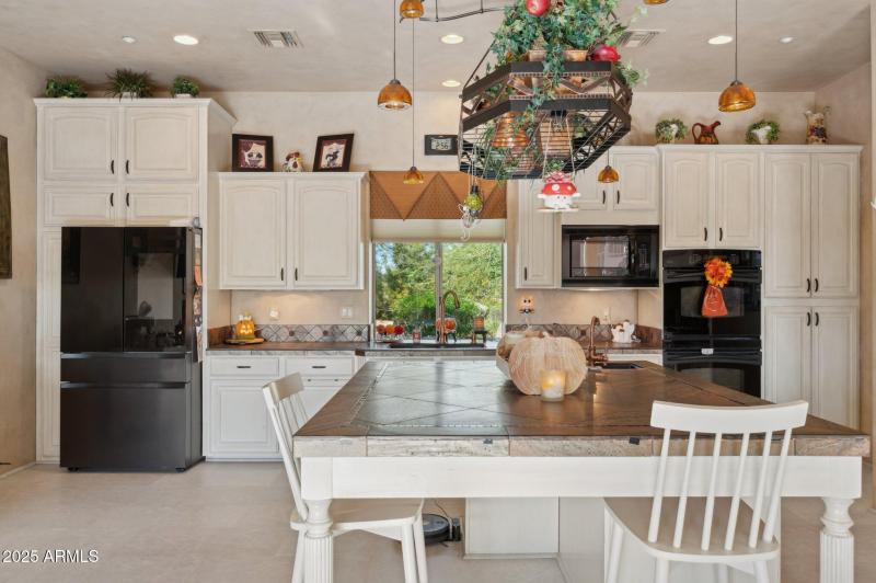 34-web-or-mls-16625-e-last-trail-dr