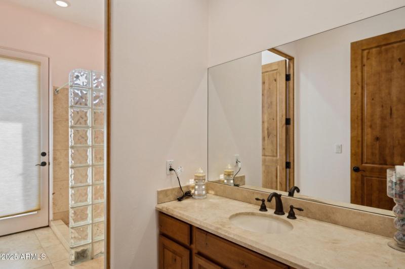 55-web-or-mls-16625-e-last-trail-dr