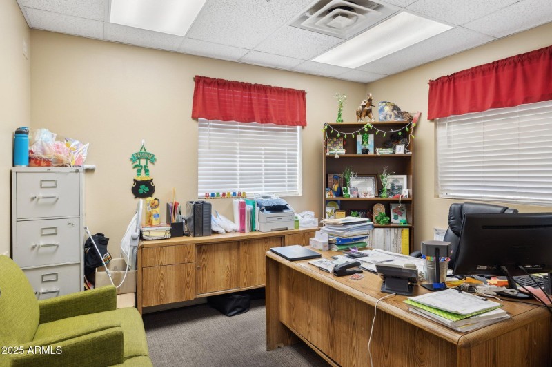 6-web-or-mls-16901-e-palisades-blvd