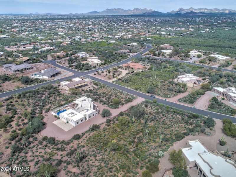 6711 E Quail Hideaway-2