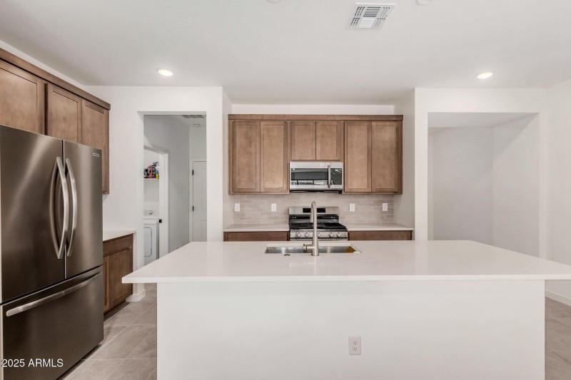 10 Larkspur