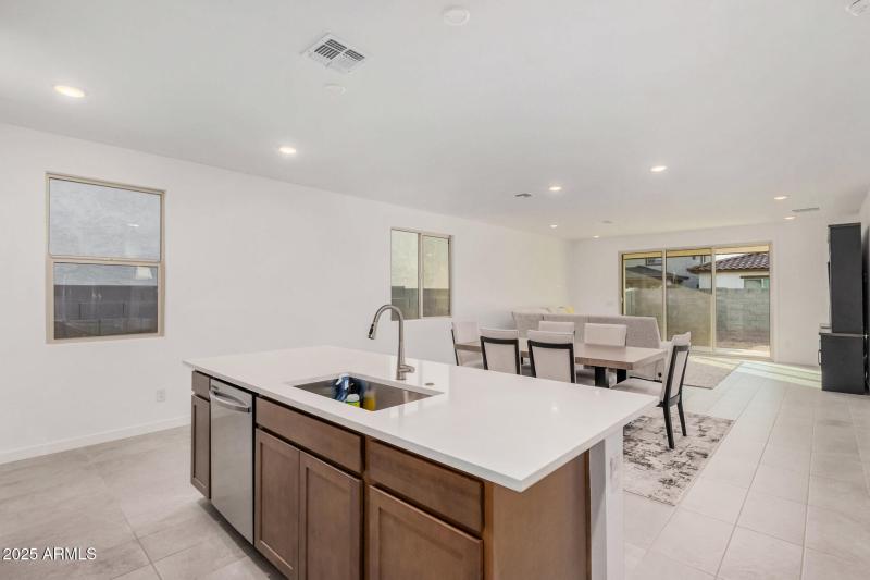 11 Larkspur