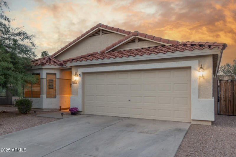 spacious garage