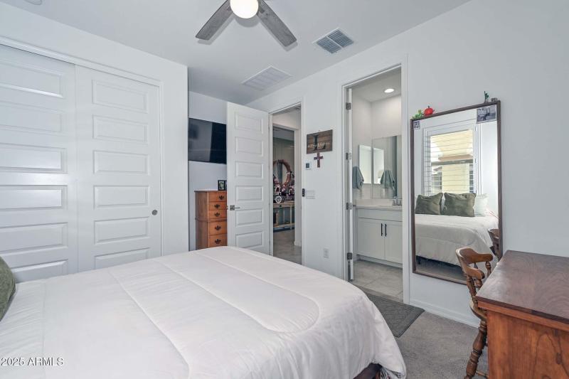 2nd Bedroom2