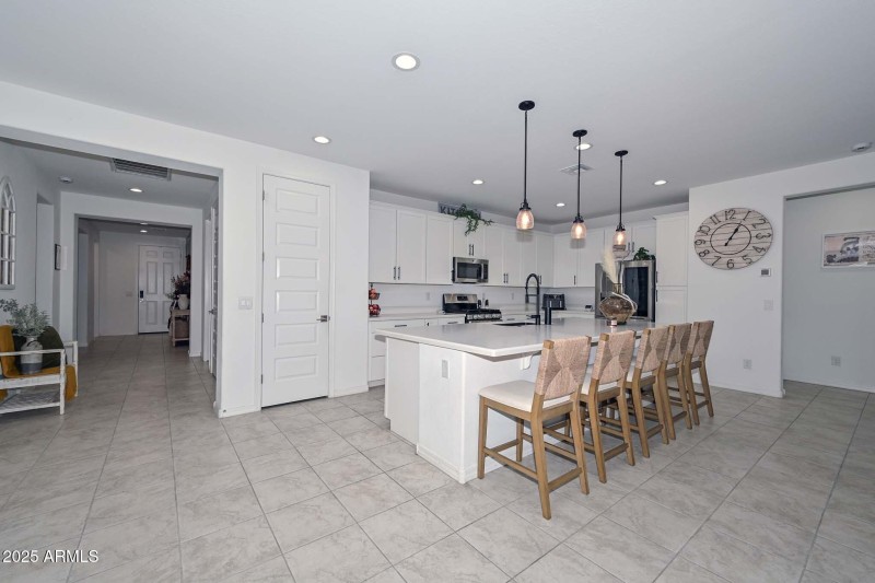 Kitchen-Foyer