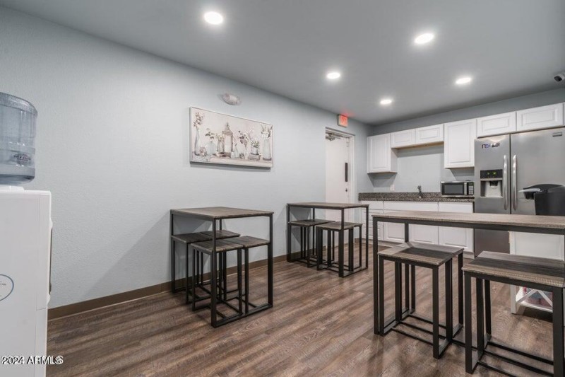 20221126001909484312000000-o