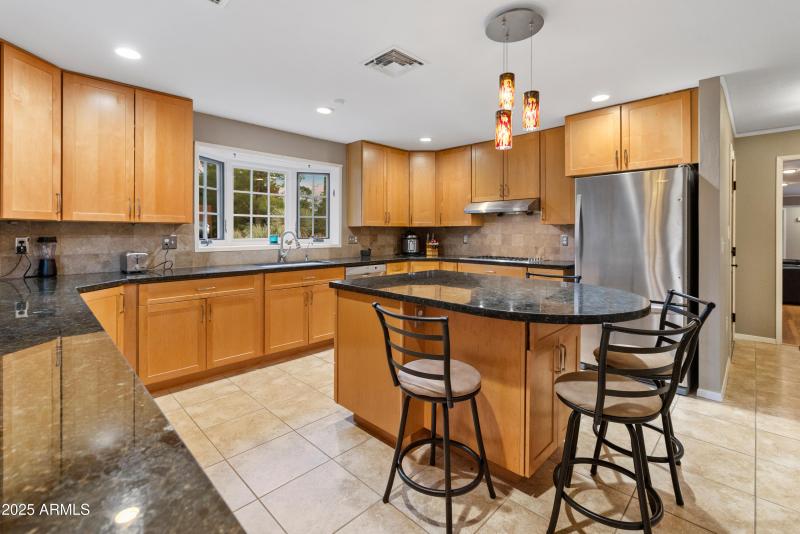 17-Kitchen