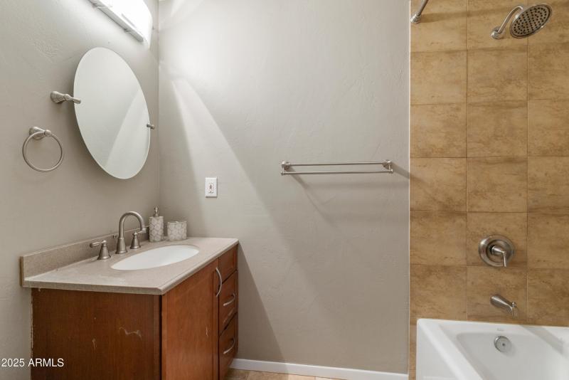 33-Bathroom 3