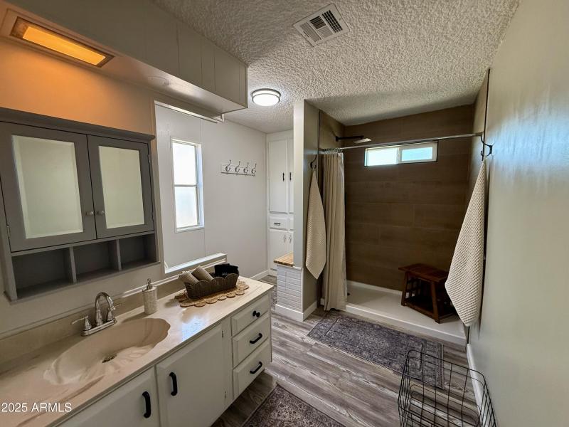 Furnished Bath Secondary