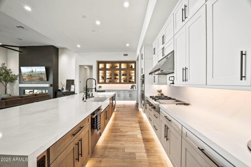 Kitchen 4