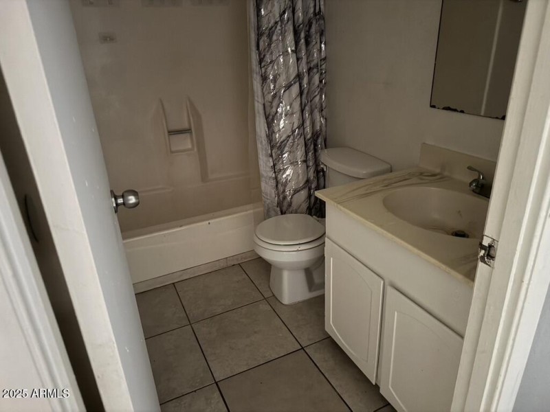 E3E7AF07-9AE6-429F-9B08-0F75C7A89AC7_1_1