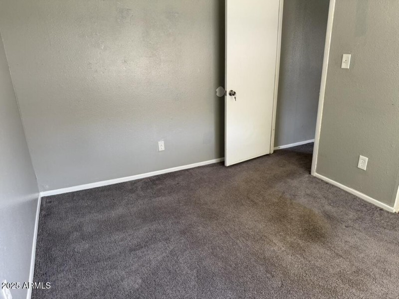 22863F63-C6AB-490E-9AD1-3B67111ECF19_1_1