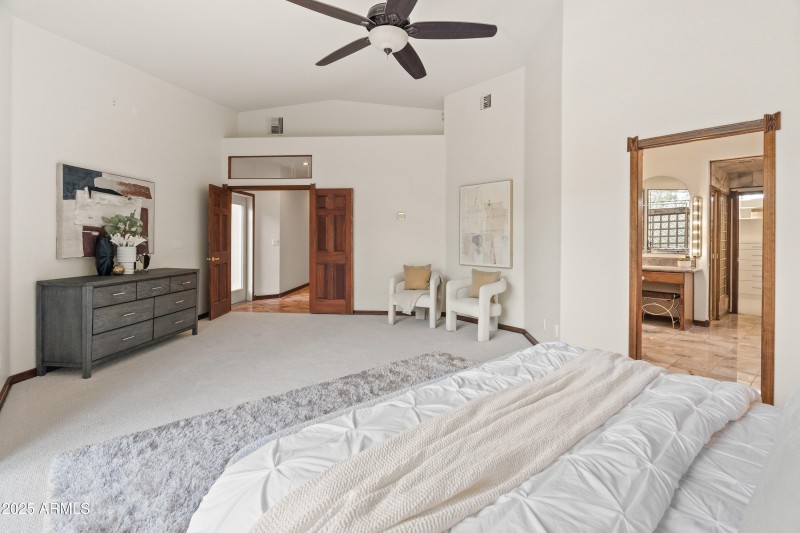 5830 E Restin Rd-2