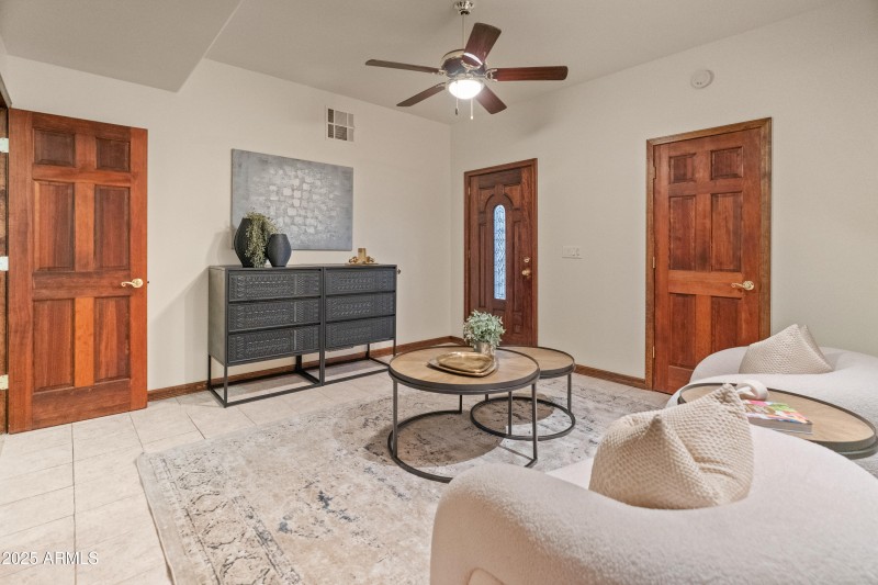 5830 E Restin Rd-22