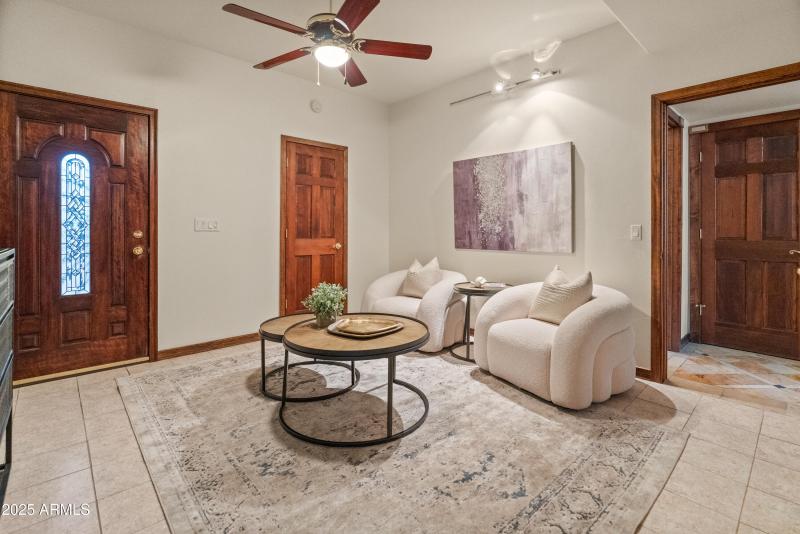 5830 E Restin Rd-23