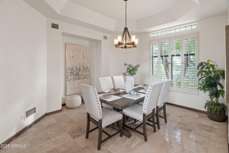 5830 E Restin Rd-13