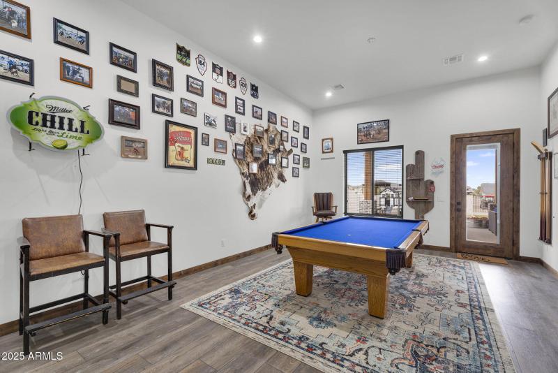 25-web-or-mls-2304 W Silverdale Rd-27