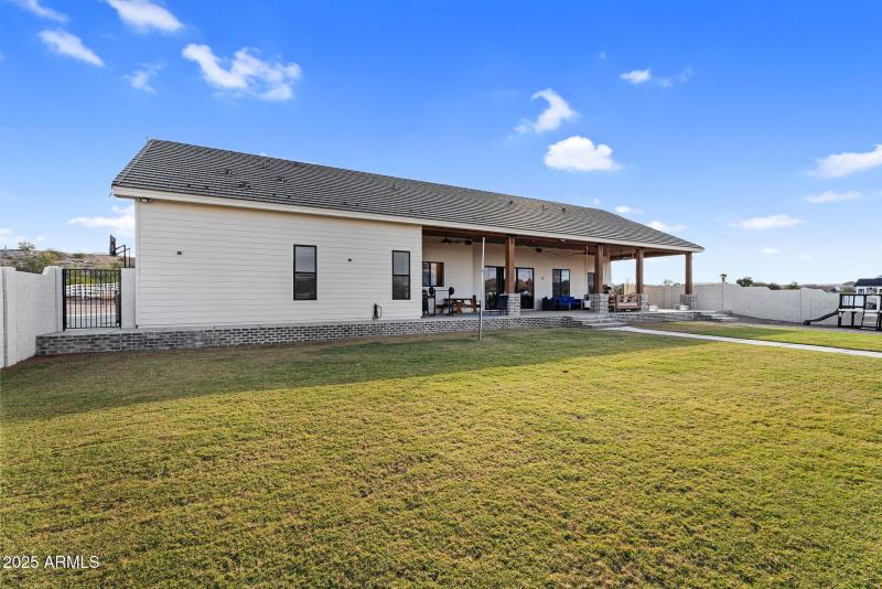 60-web-or-mls-2304 W Silverdale Rd-66