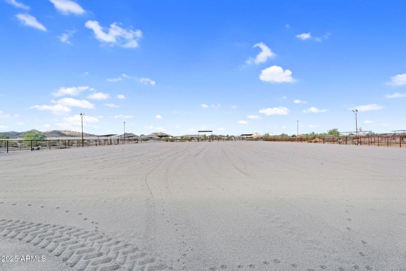 67-web-or-mls-2304 W Silverdale Rd-71