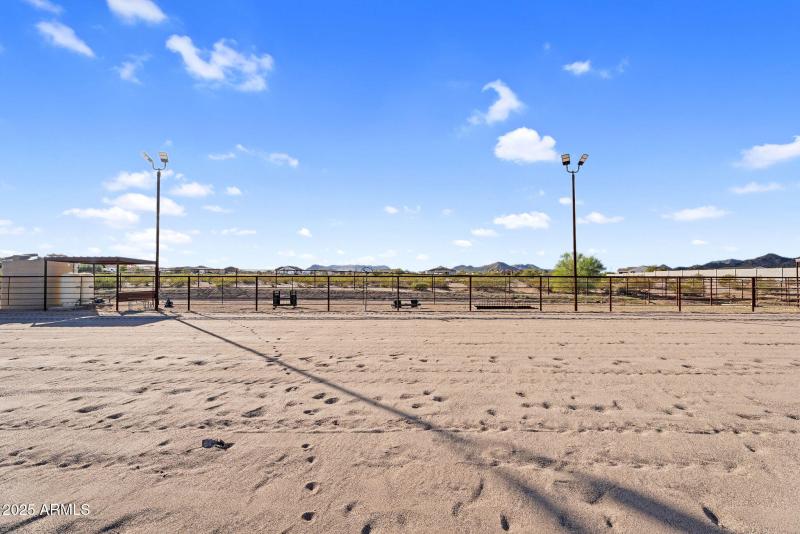 72-web-or-mls-2304 W Silverdale Rd-76