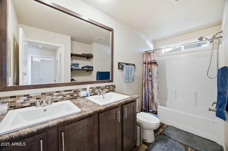 3501AZ277-HeberOvergaard-AZ-24