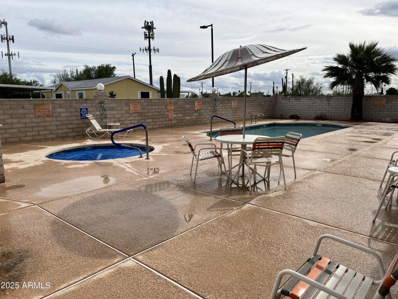 Pool & Spa