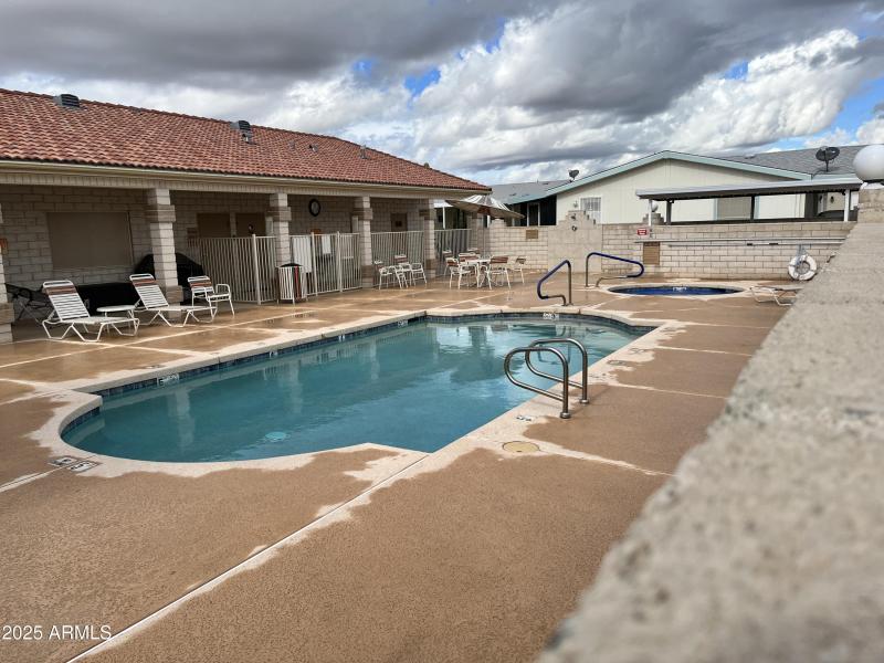 Pool & Spa