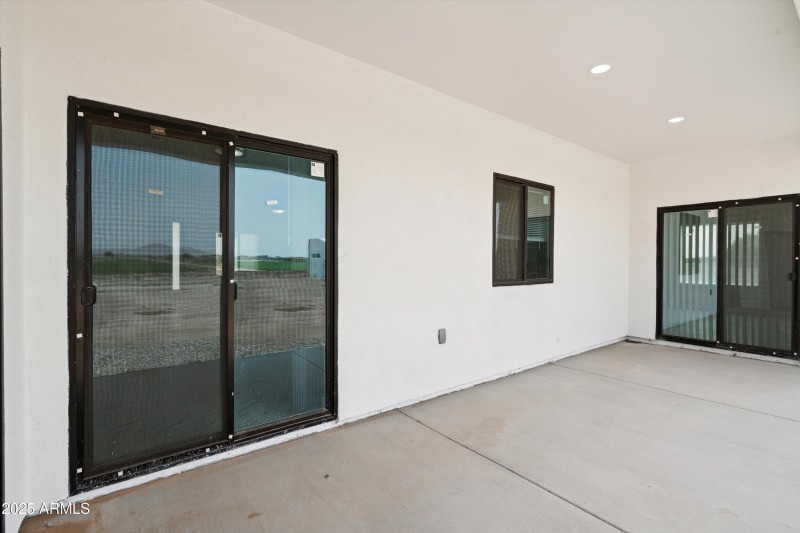 28-Covered Patio