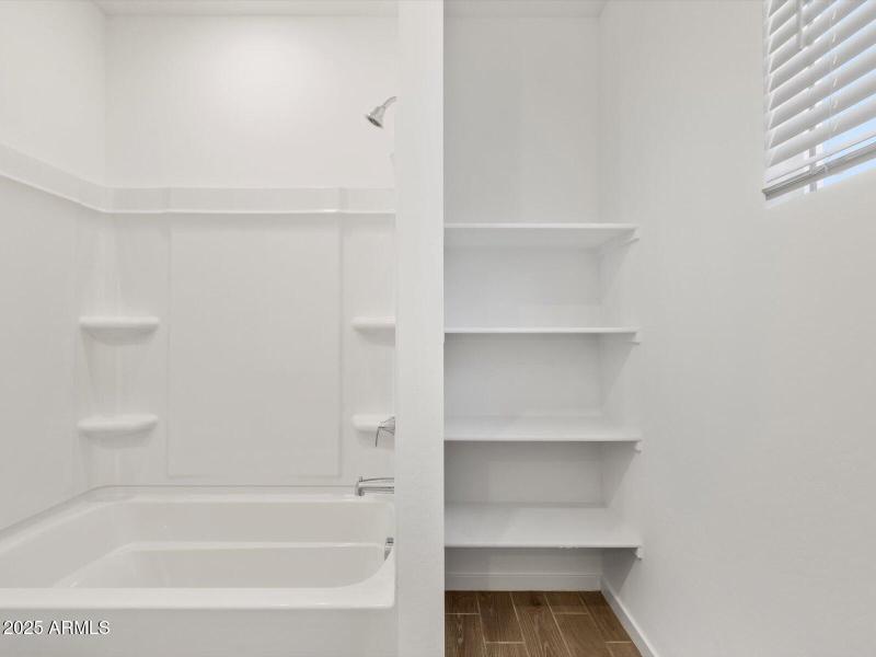Bath 2 with Storage