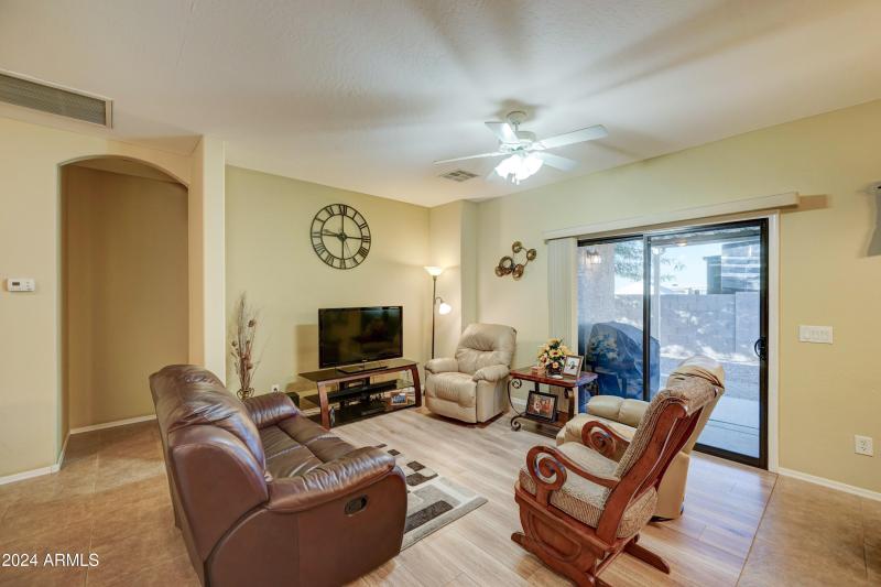 2101 S Meridian, 131-4