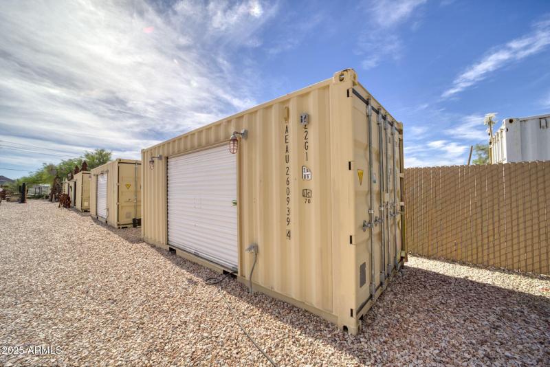 45-web-or-mls-864 W Main St-42