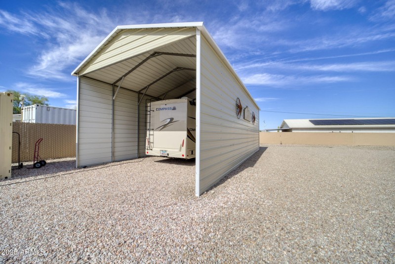 47-web-or-mls-864 W Main St-44