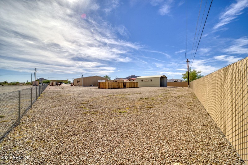 55-web-or-mls-864 W Main St-52