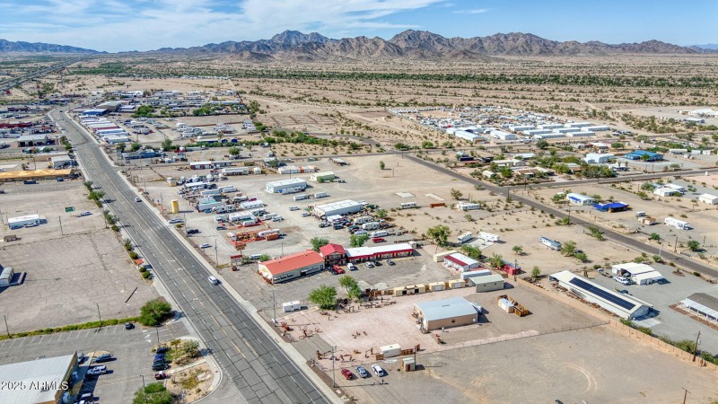 63-web-or-mls-864 W Main St-63