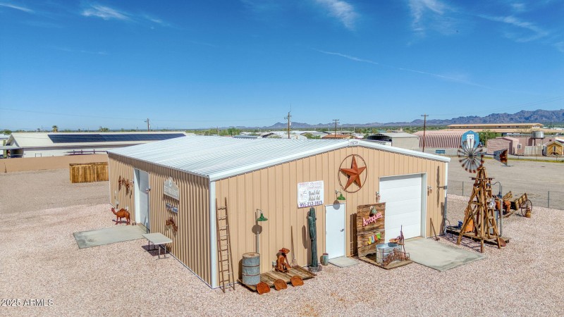 72-web-or-mls-864 W Main St-72