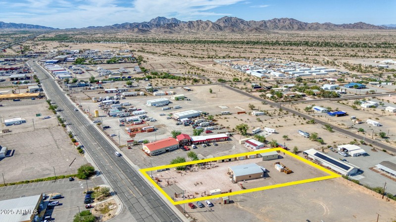 83-web-or-mls-864 W Main St-63m