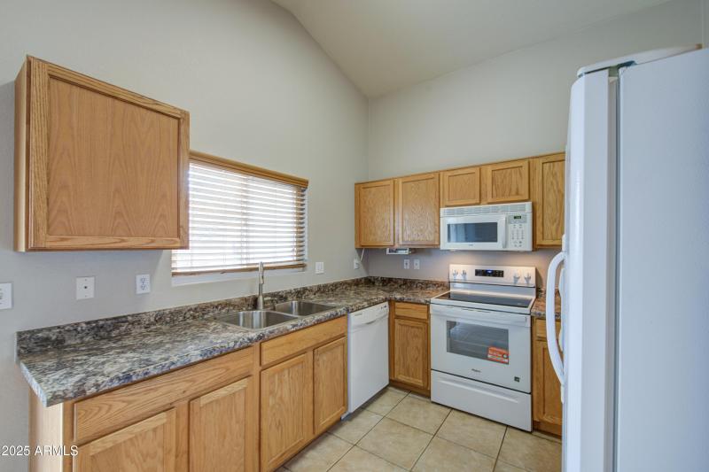Kitchen 4