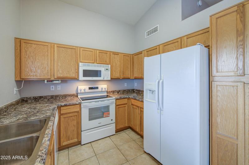Kitchen 5