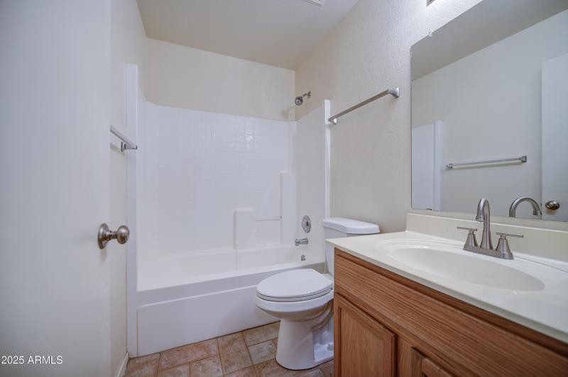 Bathroom 2-pic 1