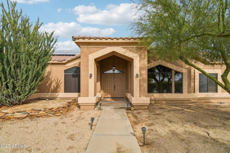 2-web-or-mls-E Jordan Ln-S2011-002