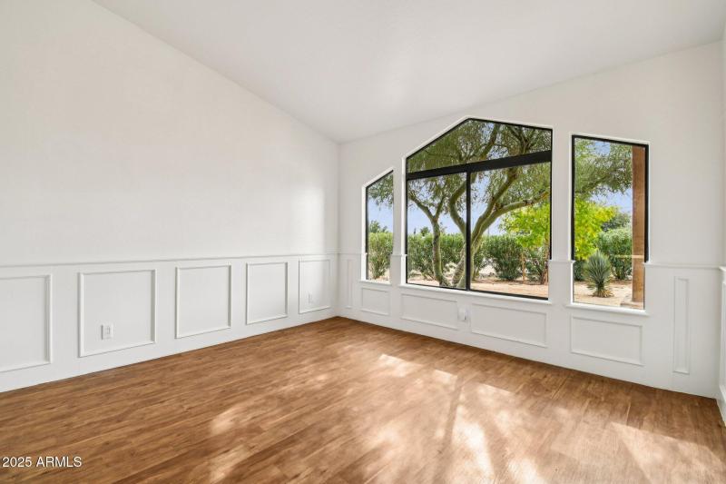7-web-or-mls-E Jordan Ln-S2011-007