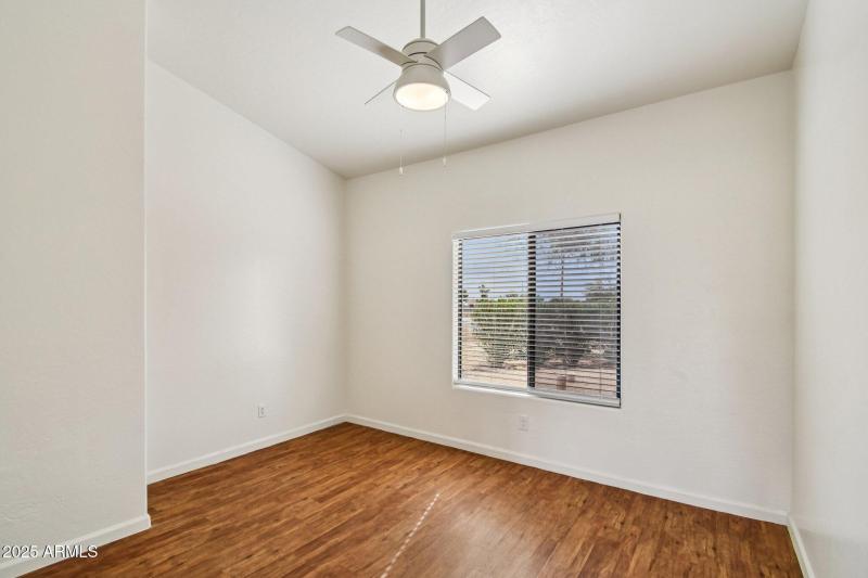 28-web-or-mls-E Jordan Ln-S2011-028