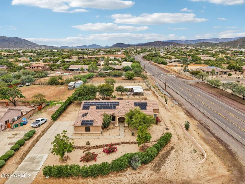 47-web-or-mls-E Jordan Ln-S2011-047