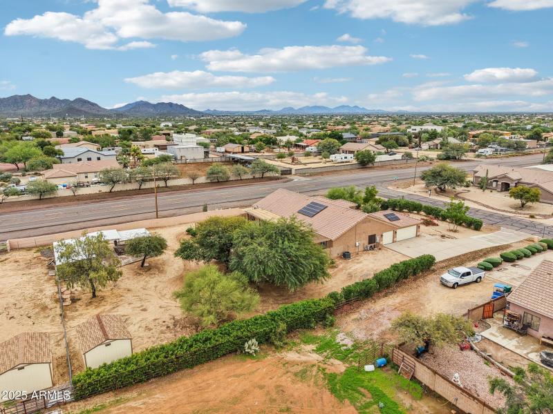 57-web-or-mls-E Jordan Ln-S2011-057