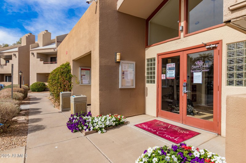 24 Desert Cove