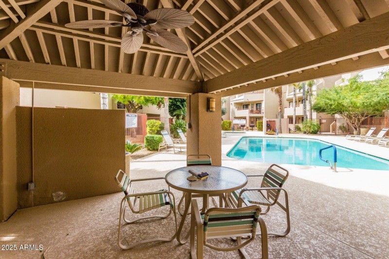 35 Desert Cove