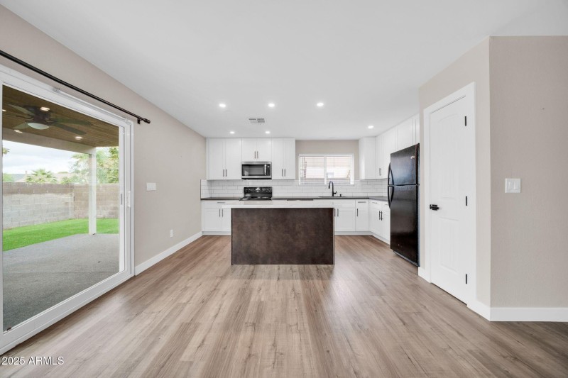 Kitchen/Dining