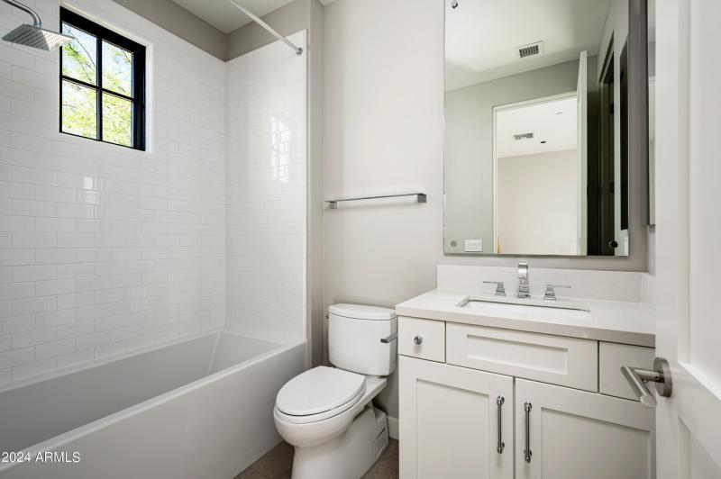 Guest Bath 2